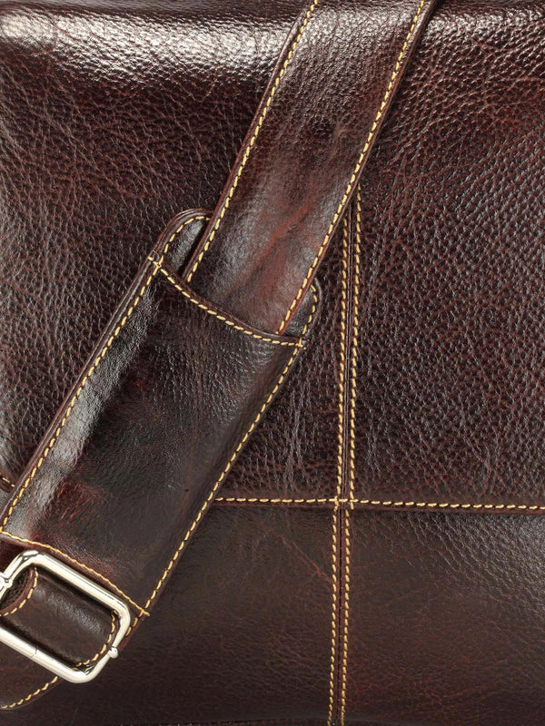 Teakwood Genuine Leather Unisex Bag - Image 5