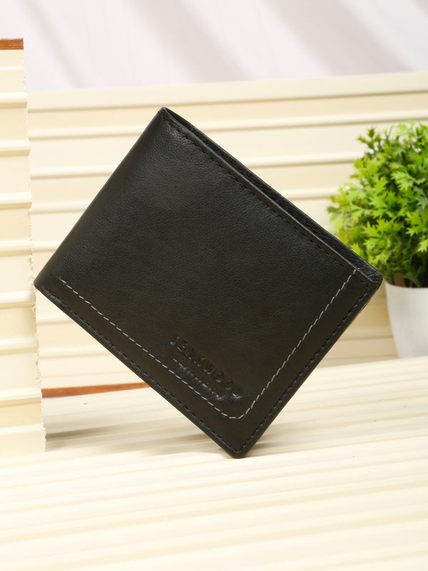 Men’s Sleek Matte Finish Bifold Brown Leather Wallet